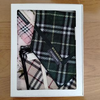 バーバリー(BURBERRY)のBURBERRY　バーバリー　ハンカチ(ハンカチ)