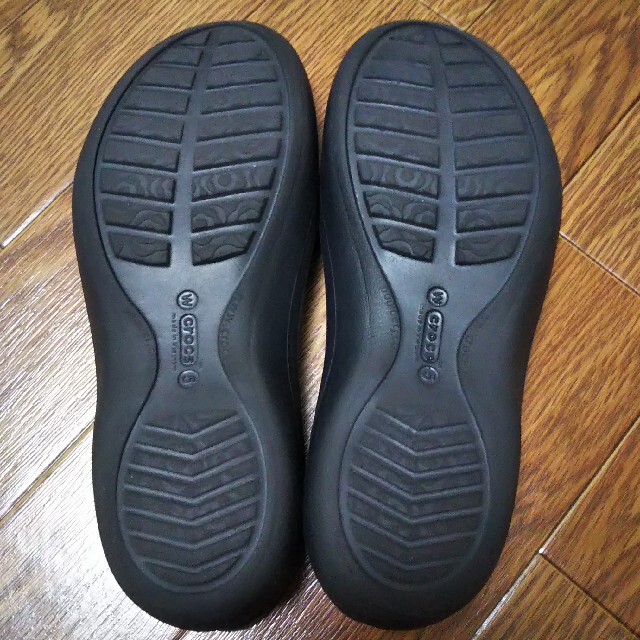 crocs(クロックス)のcrocs jayna black W5  レディースの靴/シューズ(サンダル)の商品写真