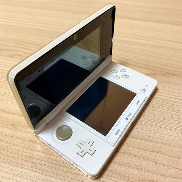 動作確認済み⭐️任天堂3DS本体［アイスホワイト］