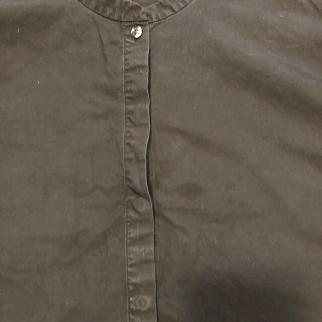 MUJI (無印良品)(ムジルシリョウヒン)の無印良品　ブラック　半袖シャツ レディースのトップス(シャツ/ブラウス(半袖/袖なし))の商品写真