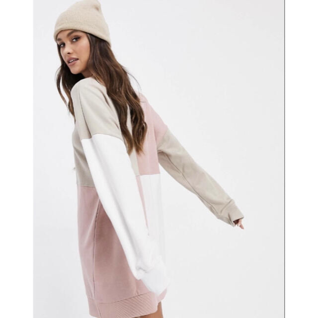 MISSGUIDED(ミスガイデッド)のイギリス人気ブランド⭐︎Misguidedのオーバーサイズスウェットワンピ♡ レディースのワンピース(ミニワンピース)の商品写真