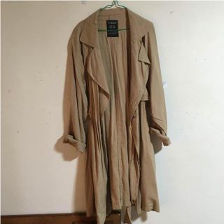 ダブルクローゼット(w closet)の秋服コート(トレンチコート)