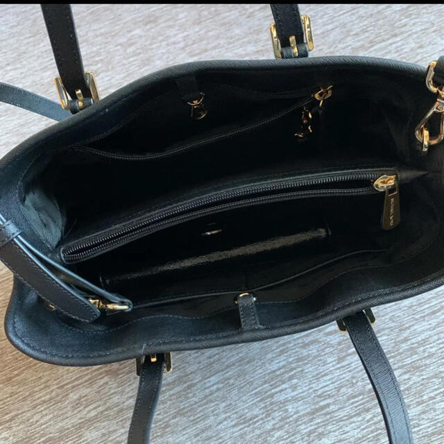 Michael Kors(マイケルコース)のMICHAEL KORS バッグ&長財布　2点セット レディースのバッグ(ショルダーバッグ)の商品写真