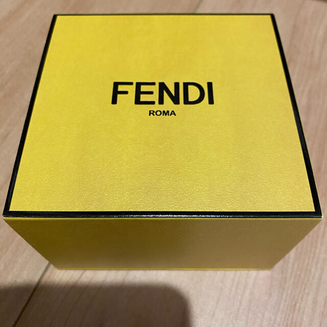 FENDI(フェンディ)のFENDI ブレスレット レディースのアクセサリー(ブレスレット/バングル)の商品写真