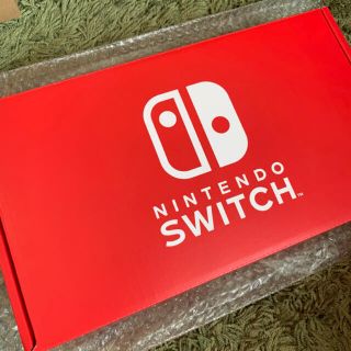 ニンテンドースイッチ(Nintendo Switch)の【送料込】任天堂　スイッチ　カスタマイズ　ピンク　本体(家庭用ゲーム機本体)