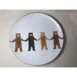 新品⭐︎沖縄　やちむん　焼物　陶器　お皿　クマ　大きめ(食器)