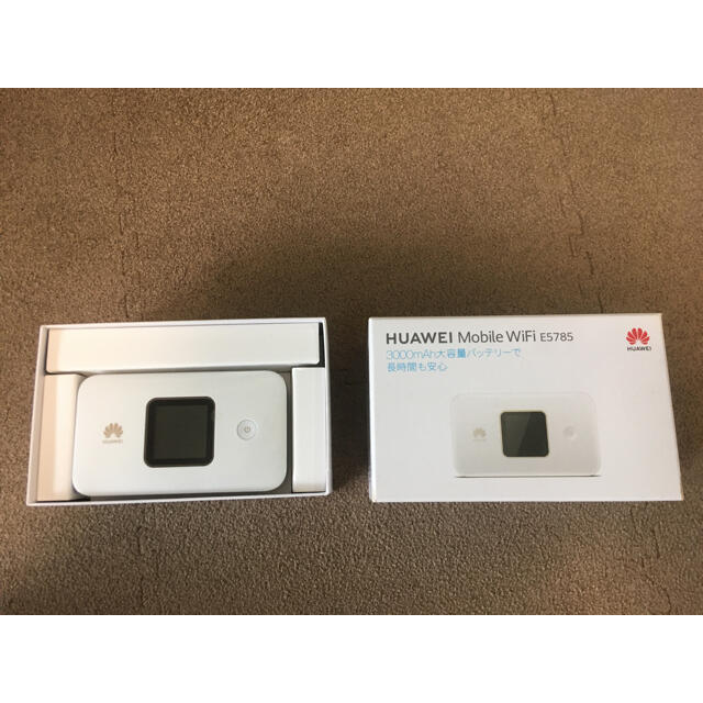 HUAWEI(ファーウェイ)のHUAWEI Mobile WiFi E5785 スマホ/家電/カメラのスマートフォン/携帯電話(その他)の商品写真