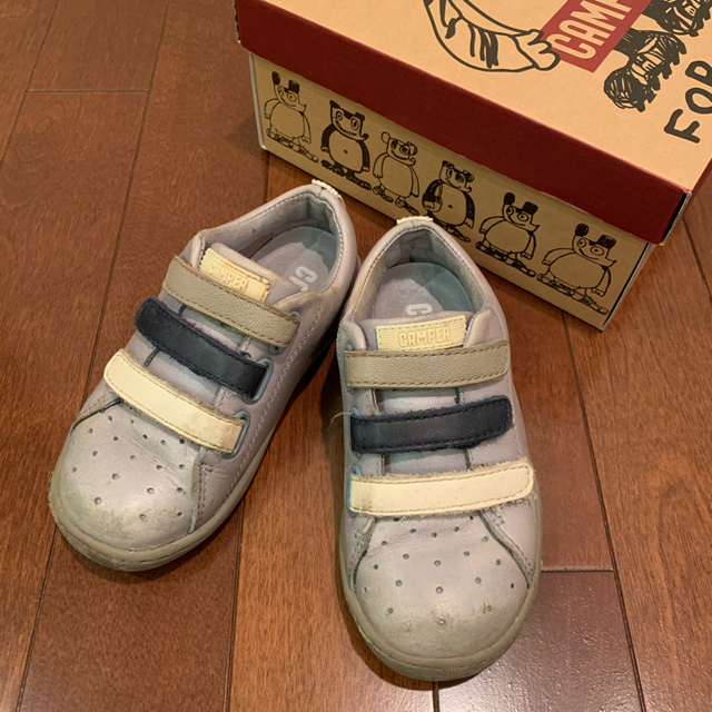 CAMPER(カンペール)のCAMPER レザースニーカー EU26(16.5cm) 薄グレー キッズ/ベビー/マタニティのキッズ靴/シューズ(15cm~)(スニーカー)の商品写真