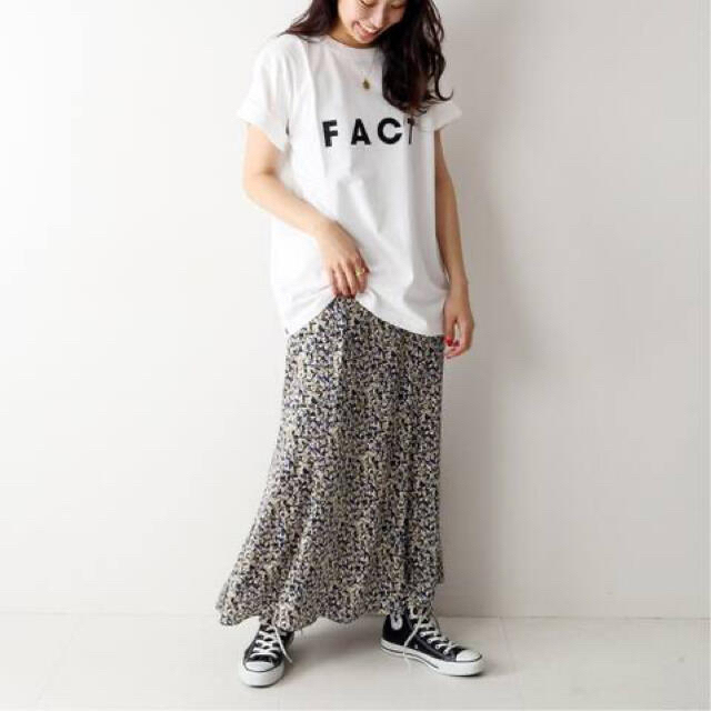 JOURNAL STANDARD(ジャーナルスタンダード)のJOURNAL STANDARD L'ESSAGE Tシャツ レディースのトップス(Tシャツ(半袖/袖なし))の商品写真