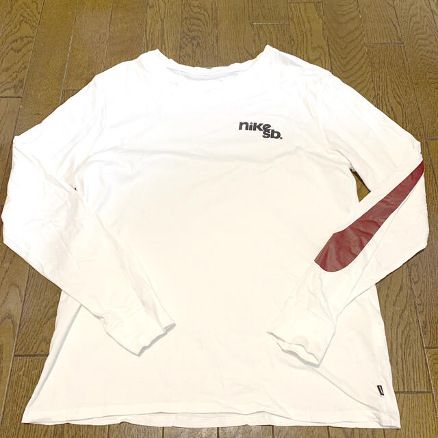 NIKE(ナイキ)の専用　　　NIKE ナイキ　ロンT  メンズのトップス(Tシャツ/カットソー(七分/長袖))の商品写真