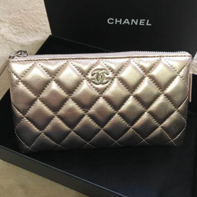 ♥️CHANEL♥️VIP限定♥️シャンパンゴールドクラッチ♥️非売品