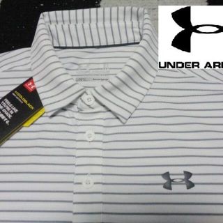 アンダーアーマー(UNDER ARMOUR)のタグ付き未使用【アンダーアーマー】ポリポロシャツルーズフィットゆったり(ポロシャツ)