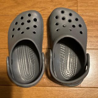 クロックス(crocs)のまるるさん専用⭐︎クロックス　サンダル14センチ(サンダル)