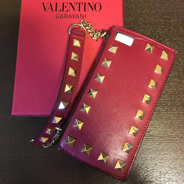 VALENTINO(ヴァレンティノ)のch1ppy様専用♡VALENTINO iPhoneケース５/５S/SE スマホ/家電/カメラのスマホアクセサリー(iPhoneケース)の商品写真