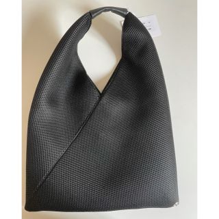 MM6 MAISON MARGIELA ブラック スモール トライアングルトート