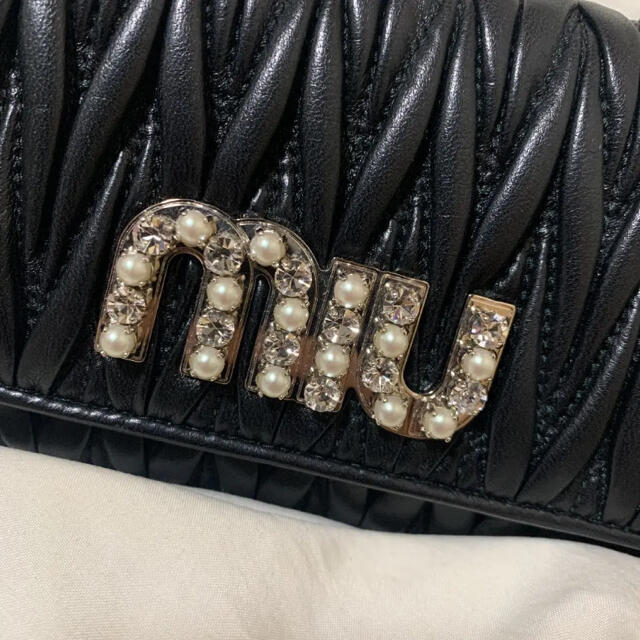 miumiu 長財布 マテラッセ　即購入可能