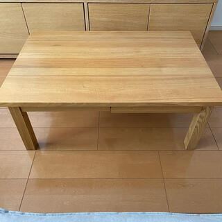 ムジルシリョウヒン(MUJI (無印良品))の無印良品　ローテーブル　タモ材　引出し付き　テーブル(ローテーブル)