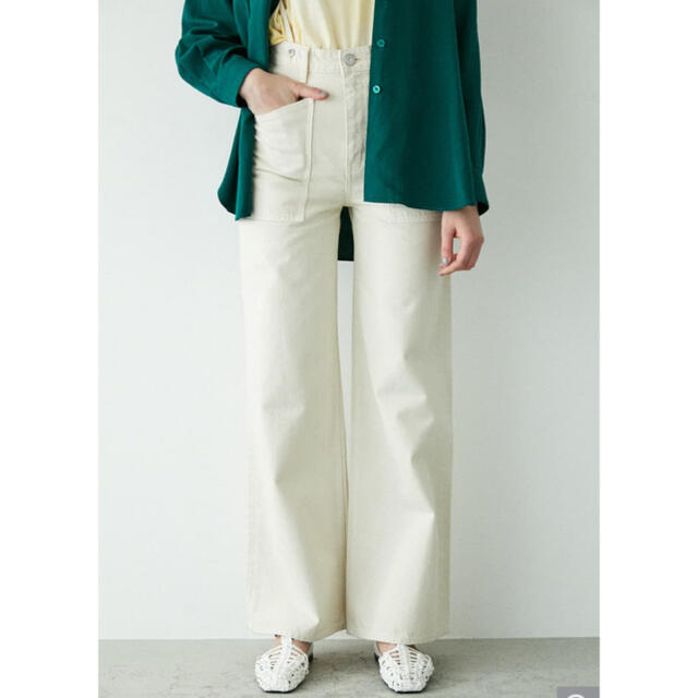 moussy(マウジー)のmoussy SUSPENDER WIDE DENIM レディースのパンツ(デニム/ジーンズ)の商品写真