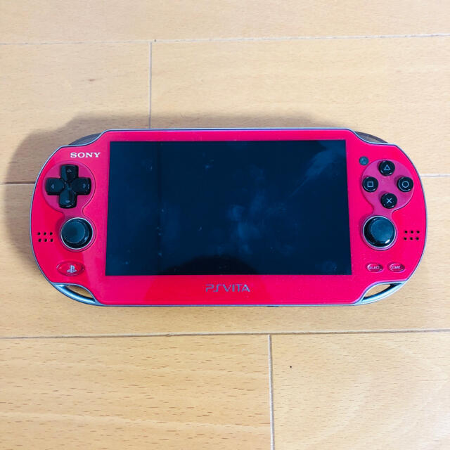 PSVita 本体 レッド 1