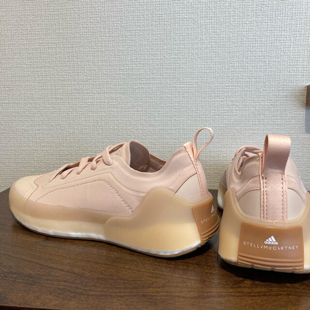 adidas by Stella McCartney(アディダスバイステラマッカートニー)の新品‼️adidas stellamaccartney treino 26cm レディースの靴/シューズ(スニーカー)の商品写真