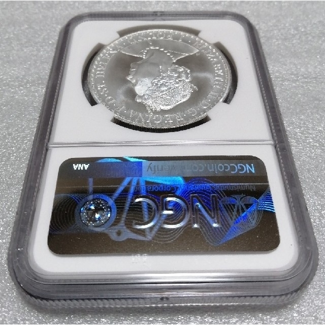 カテゴリ イギリス領 セントヘレナ 2020 ウナとライオン 銀貨 NGC MS68の通販 by ウィンター|ラクマ すると