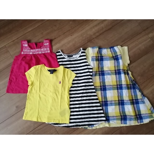 babyGAP(ベビーギャップ)のパンツセット追加　女の子　夏服　セット　110　4T キッズ/ベビー/マタニティのキッズ服女の子用(90cm~)(Tシャツ/カットソー)の商品写真