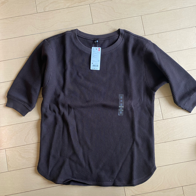 UNIQLO(ユニクロ)の（UNIQLO）ワッフルクルーネックT 七分袖 レディースのトップス(Tシャツ(長袖/七分))の商品写真