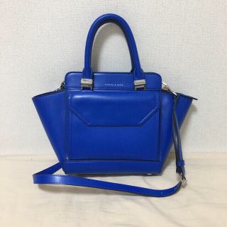 チャールズアンドキース(Charles and Keith)のチャールズアンドキース　ショルダーストラップ付ハンドバッグ(ハンドバッグ)