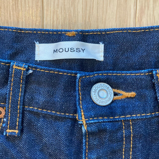 moussy(マウジー)のMOUSSY JW OW Tapered 26 レディースのパンツ(デニム/ジーンズ)の商品写真