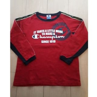 チャンピオン(Champion)のChampion　赤　長袖　Ｔシャツ　120(Tシャツ/カットソー)