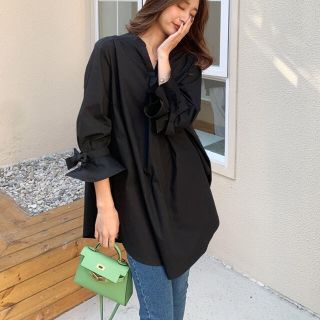 ザラ(ZARA)の美品 birthdaybash Vネックプルオーバーシャツ(シャツ/ブラウス(長袖/七分))