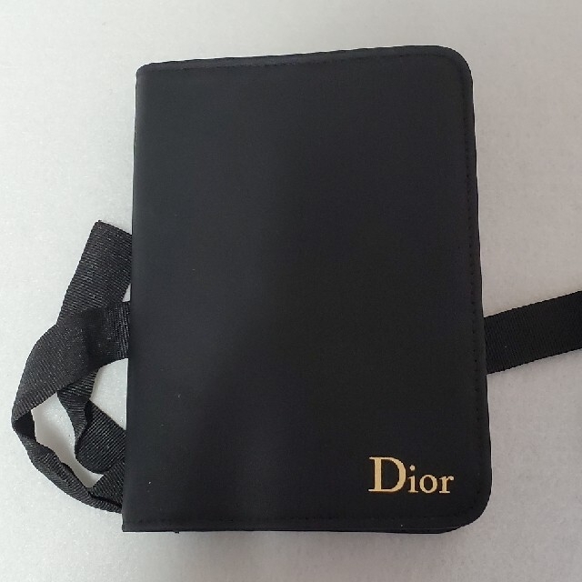 Dior(ディオール)の Dior ディオール  ミニ巾着 ノベルティ 非売品　香水　メモ帳セット レディースのファッション小物(ポーチ)の商品写真