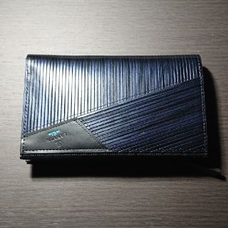 ランバンオンブルー(LANVIN en Bleu)のLANVIN en Bleu ランバンオンブルー(折り財布)