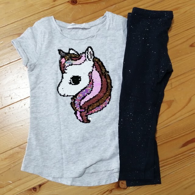 夏服　女の子　サロペット　セットアップ キッズ/ベビー/マタニティのキッズ服女の子用(90cm~)(Tシャツ/カットソー)の商品写真