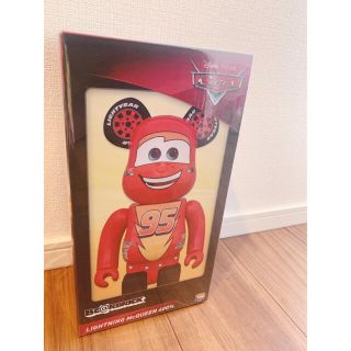 メディコムトイ(MEDICOM TOY)のBE@RBRICK  Lightning McQueen  カーズ　400％　(ゲームキャラクター)