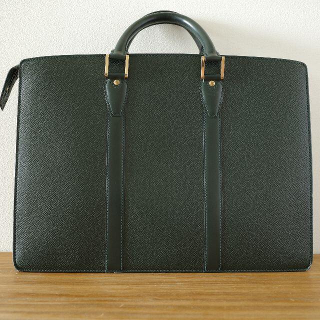 LOUIS VUITTON(ルイヴィトン)のルイヴィトン Louis Vuitton タイガ　ビジネスバッグ メンズのバッグ(ビジネスバッグ)の商品写真