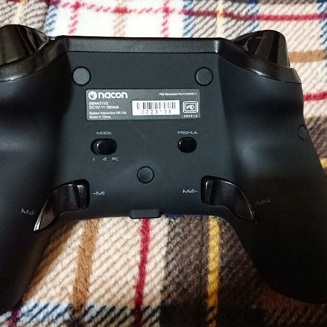 SONY(ソニー)のRevolution pro Controller2 エンタメ/ホビーのゲームソフト/ゲーム機本体(その他)の商品写真