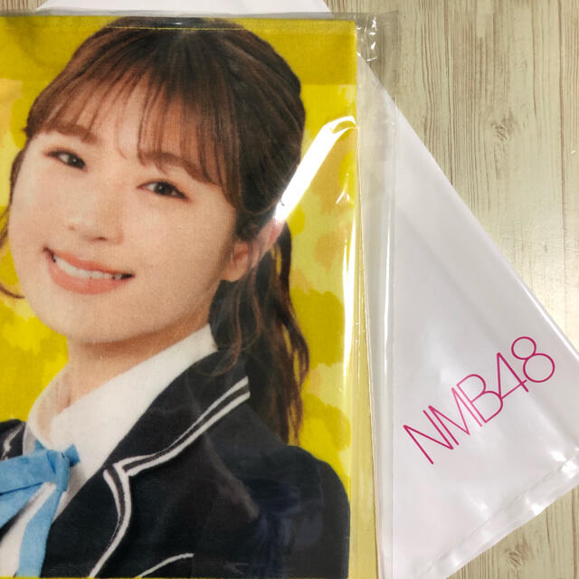 NMB48(エヌエムビーフォーティーエイト)のNMB48 渋谷凪咲さん　マフラータオル 直執サイン色紙！ エンタメ/ホビーのタレントグッズ(アイドルグッズ)の商品写真