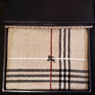 バーバリー(BURBERRY)のBURBERRYバスタオル・(メガ)ノバチェック&,ホースマーク(タオル/バス用品)