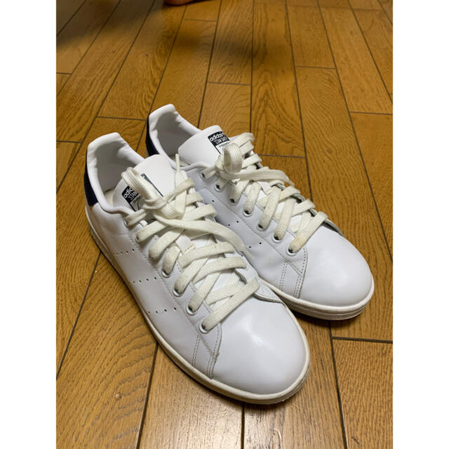 adidas(アディダス)のadidas stan Smithアディダススタンスミーススニーカーネイビー白 メンズの靴/シューズ(スニーカー)の商品写真