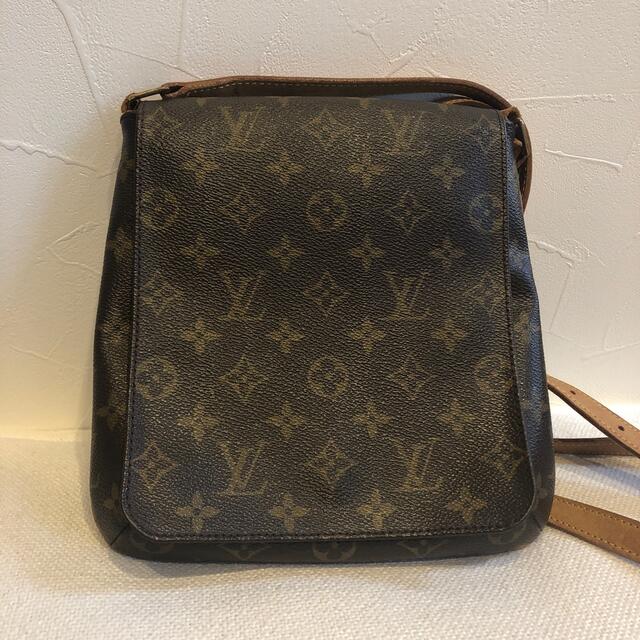 LOUIS VUITTON ルイヴィトン　ショルダーバッグ　バッグ