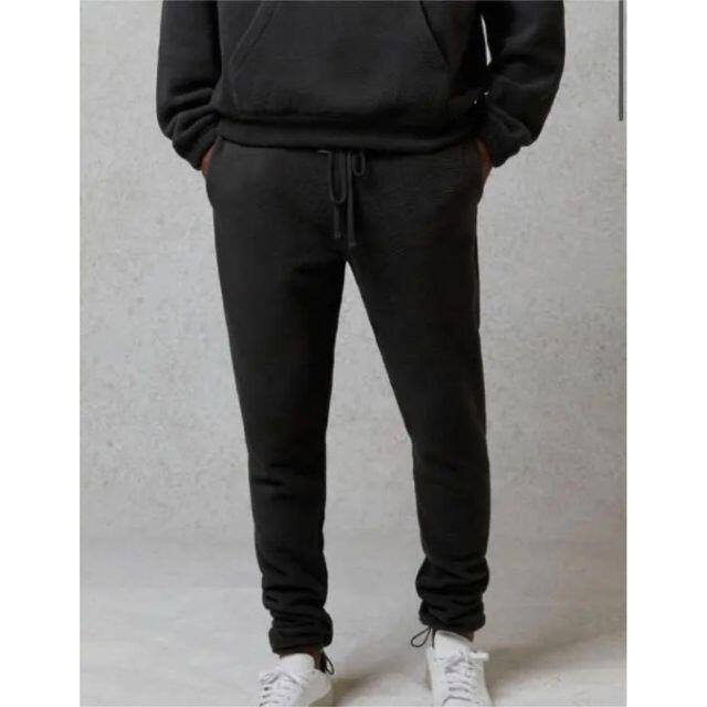 FEAR OF GOD(フィアオブゴッド)の★FOG ESSENTIALS★ POLAR FLEECE PANT 黒［XS］ メンズのパンツ(その他)の商品写真