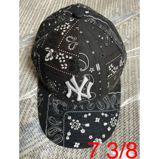 NEW ERA(ニューエラー)のKITH × NEW ERA YANKEES BANDANA 7 3/8 メンズの帽子(キャップ)の商品写真