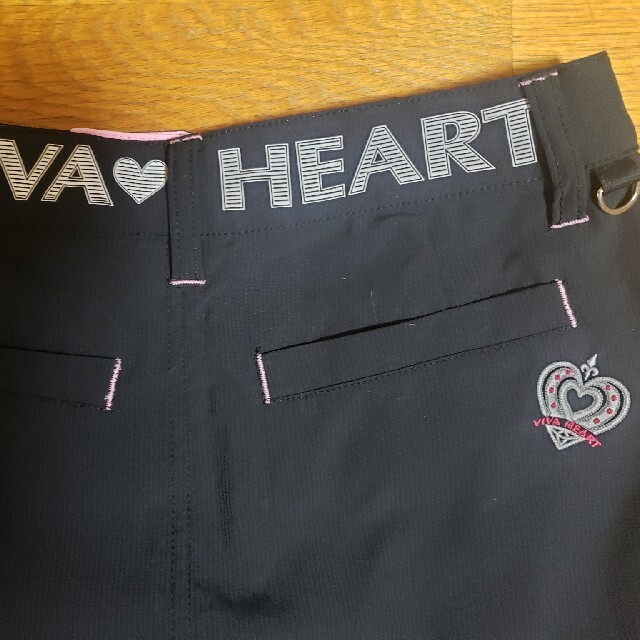 VIVA HEART(ビバハート)のビバハート☆インナーパンツ付スカート☆ スポーツ/アウトドアのゴルフ(ウエア)の商品写真