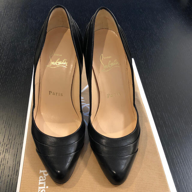 美品 クリスチャンルブタン パンプス 黒 35 美品 クリスチャンルブタン パンプス 黒 35