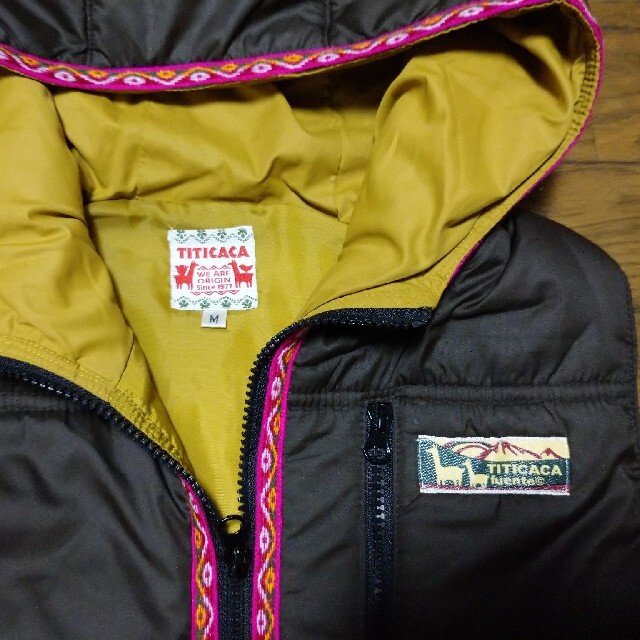 titicaca(チチカカ)のエスニック ダウンベスト レディースのジャケット/アウター(ダウンベスト)の商品写真