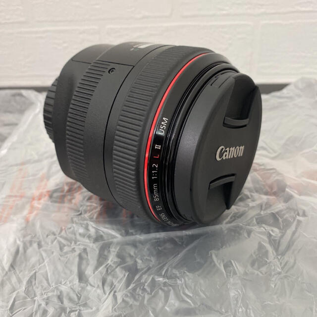 Canon(キヤノン)の展示保証付き☆Canon 単焦点レンズ EF85mm F1.2L II USM スマホ/家電/カメラのカメラ(レンズ(単焦点))の商品写真