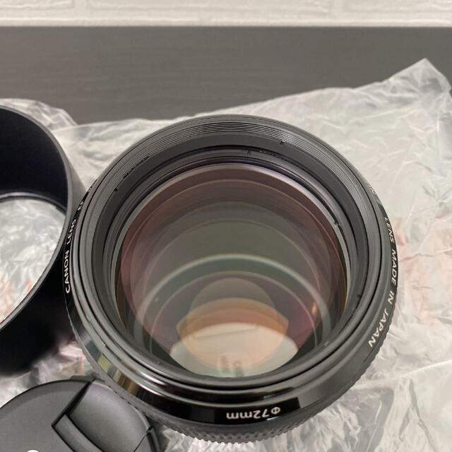 Canon(キヤノン)の展示保証付き☆Canon 単焦点レンズ EF85mm F1.2L II USM スマホ/家電/カメラのカメラ(レンズ(単焦点))の商品写真