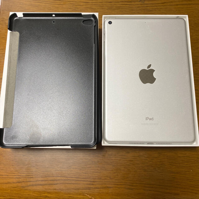 iPad(アイパッド)のiPad mini5 64GB シルバー WiFiモデル スマホ/家電/カメラのPC/タブレット(タブレット)の商品写真