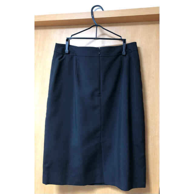 スーツ（ジャケット+スカート）黒　七分袖 レディースのフォーマル/ドレス(スーツ)の商品写真